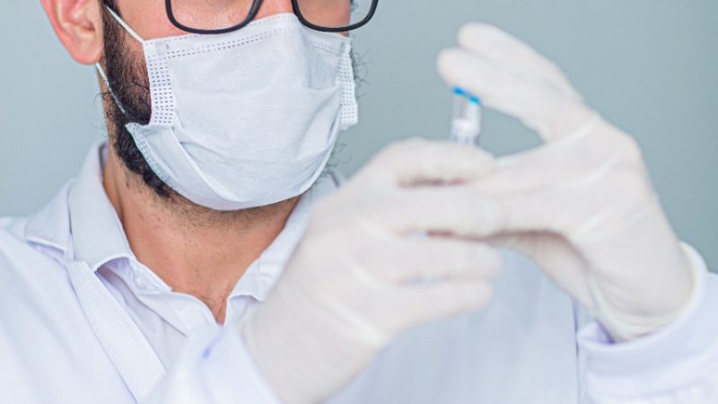 Médico arapiraquense inaugura laboratório com ênfase em resultados mais precisos