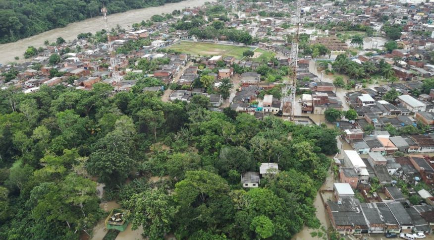 Parlamentares defendem fundo emergencial para catástrofes