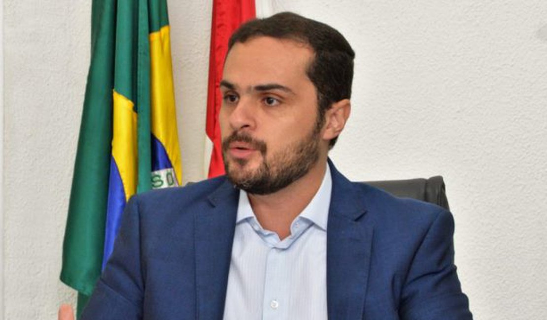 Alexandre Ayres anuncia pré-candidatura a deputado estadual