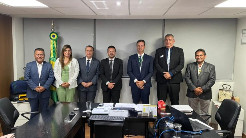 Sérgio Toledo participa de reunião no FNDE em Brasília com prefeitos alagoanos