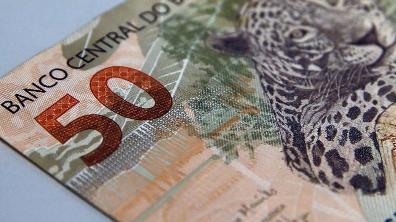 Governo bloqueia mais R$ 2,101 bi do Orçamento