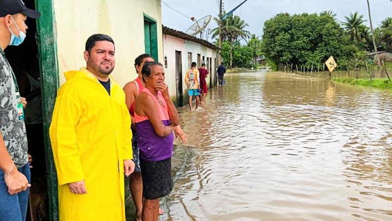 Prefeito anuncia criação do auxílio emergencial municipal às vítimas das chuvas em Viçosa