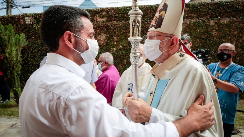 Paulo Dantas participa de missa de Nossa Senhora dos Prazeres