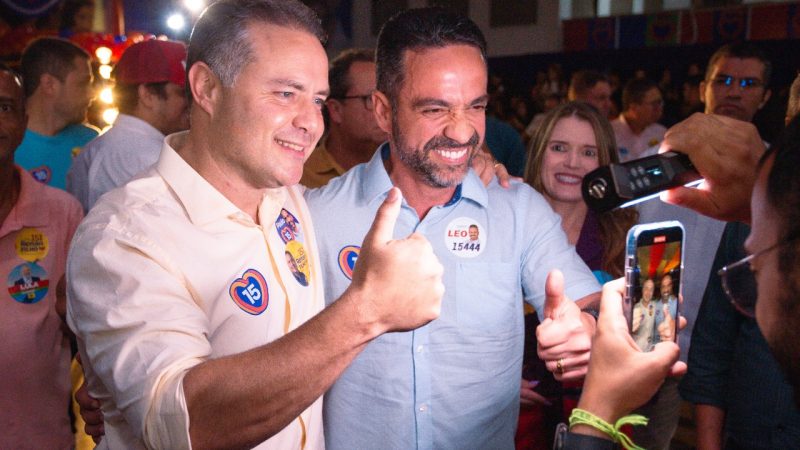 Renan Filho inaugura comitê e garante campanha com propostas