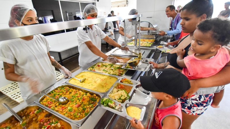 Com 4.500 refeições diárias, restaurantes populares potencializam Programa Pacto Contra a Fome em Alagoas