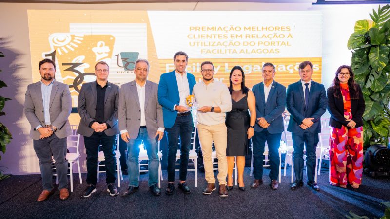 Juceal comemora 130 anos com premiação enaltecendo prefeituras, setor produtivo e ambiente de negócios em Alagoas